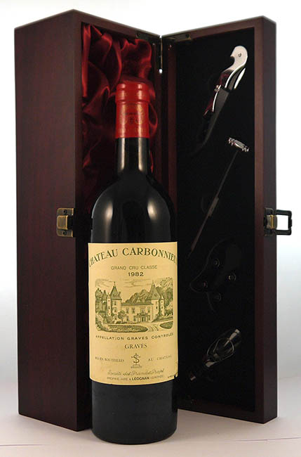 1982 Chateau Carbonnieux 1982 Pessac Leognan (Red wine)