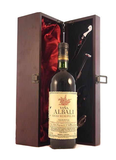 1986 Vina Albali Tinto Reserva 1986 Valdepenas