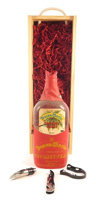 1960's Donna Maria Deluxe Coconut Fenni (1960's bottling)