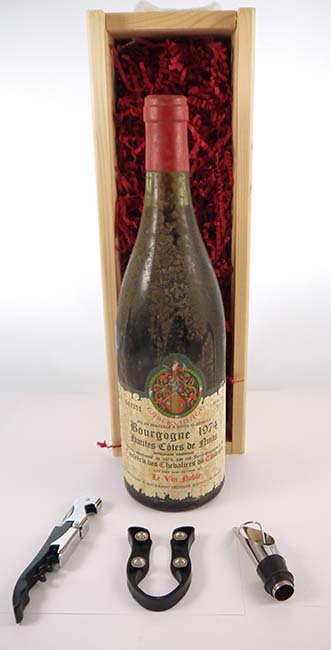 1974 Bourgogne Hautes Cotes du Nuits 'Le Vin Noble' 1974 Conferie des Chevaliers du Tastevin