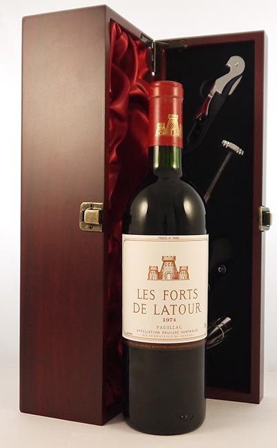 1974 Chateau Latour 'Les Forts de la Latour' 1974 Pauillac (Red wine)