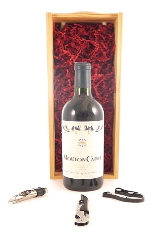 1990 Mouton Cadet 1990 Bordeaux  (Red wine)