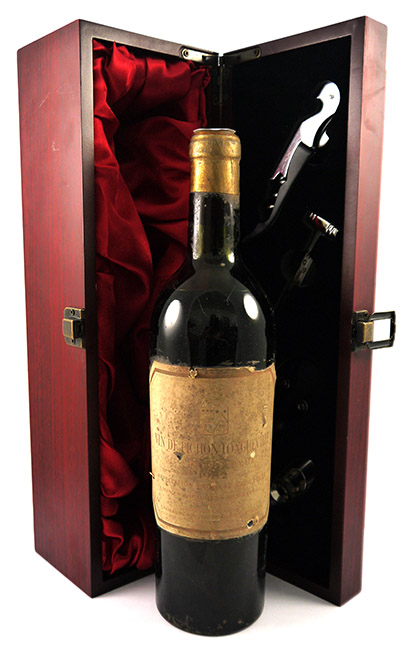 1982 Chateau Pichon Longueville, Lalande 1982 2eme Grand Cru Classe Pauillac (Red wine) Top Shoulder