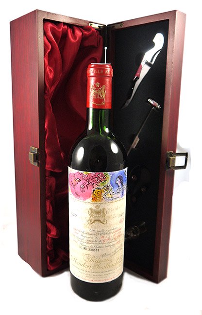 1970 Chateau Mouton Rothschild 1970 1er Grand Cru Classe Paulliac (Red wine) (Top shoulder)