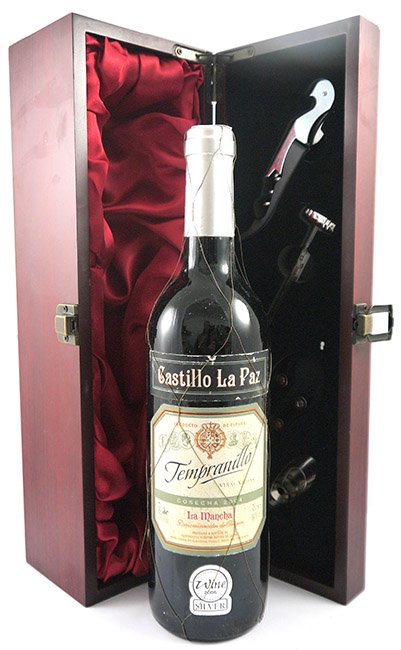 2004 Tempranillo La Mancha 2001 Castillo La Paz  (Red wine)