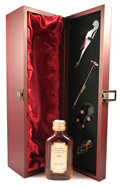 1925 Grand Fine Champagne Vintage Cognac 1925  (10cls) Decanted Selection)