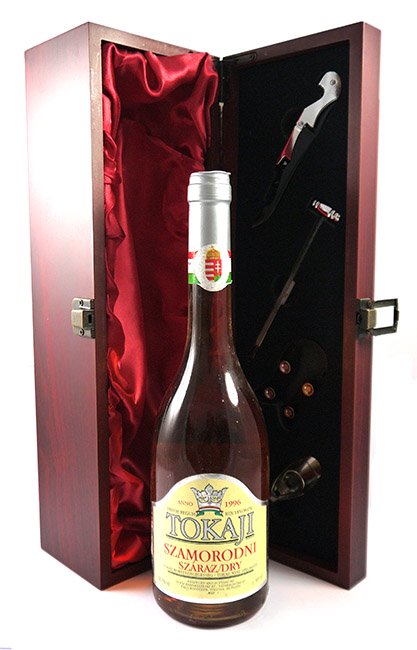 1996 Tokaji Szamorodni Szaraz Dry 1996 (500ml) Kereskedohaz