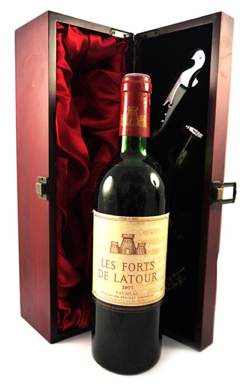 1977 Chateau Les Forts de Latour 1977 Pauillac (Red wine) (Upper Shoulder)